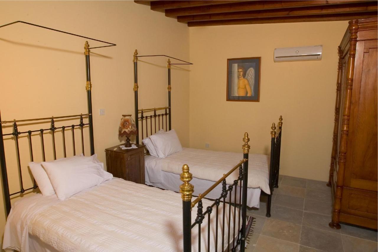 Porfyrios Country House Khirokitia Esterno foto